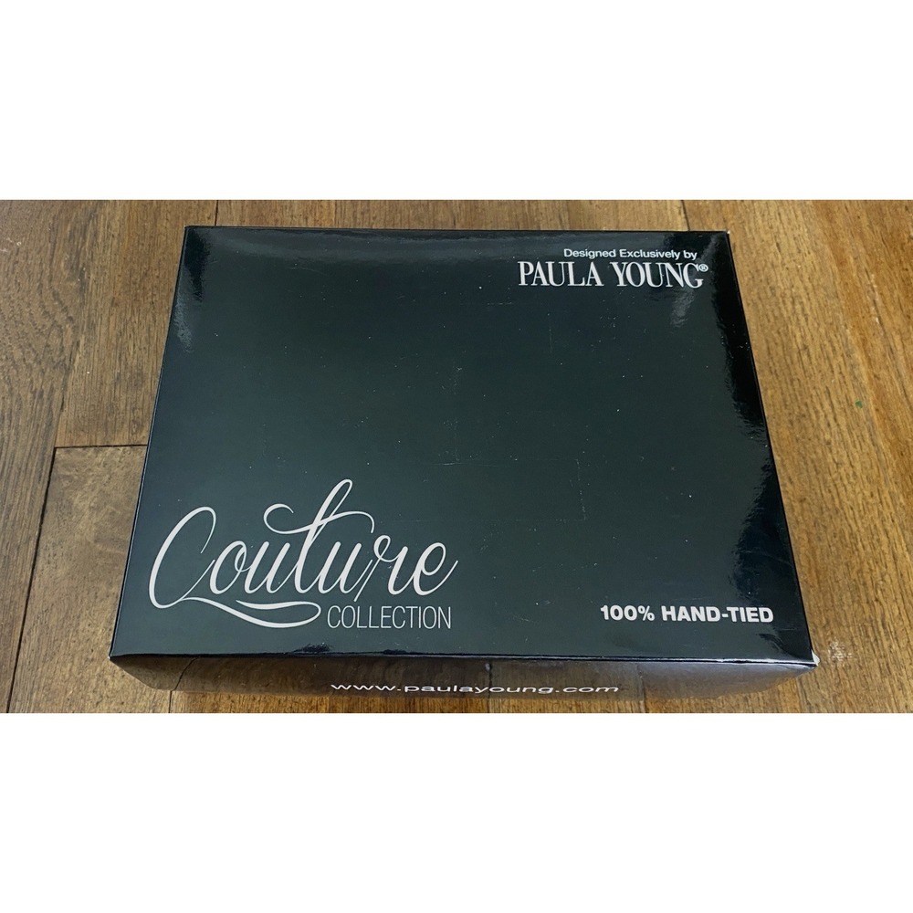 NEW Paula Young Couture Collection Whisperlite Sheer Colleen Short Layered Wavy